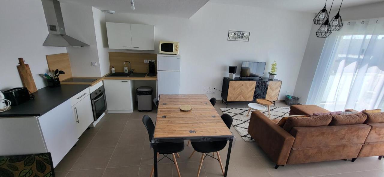 Appartement Avec Balcon/Terrasse Monteux Zewnętrze zdjęcie